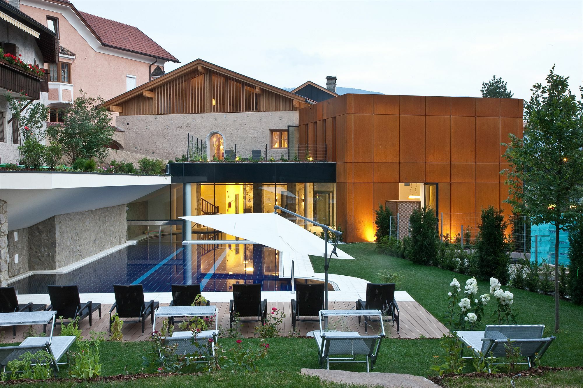 Hotel Grüner Baum Bresanona Exterior foto